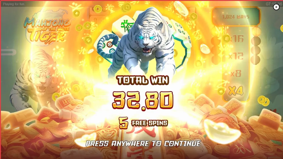 Interface do jogo de slot Mahjong of the White Tiger com tema asiático
